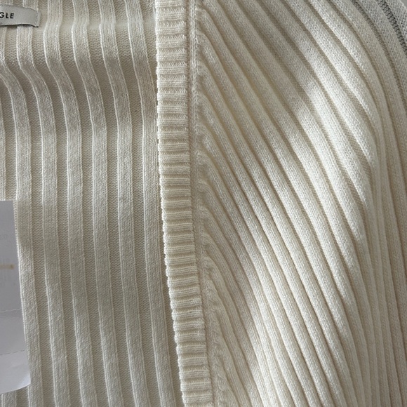 American Eagle Cream Ribbed Knit Cardigan/ cropped - Picture 5 of 8